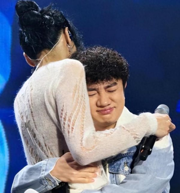 开云体育(中国)官方网站我就让他们仰着头笑我-云开·体育全站